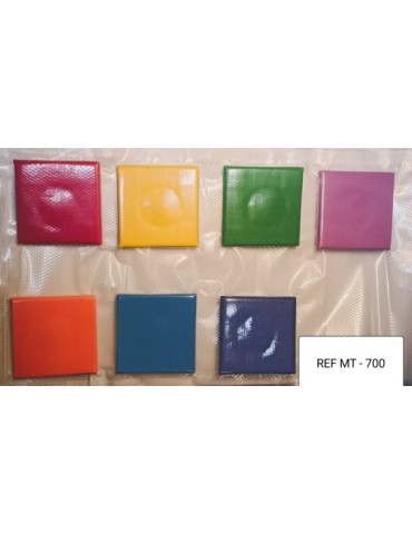 MT 700, siete placas frecuenciales de colores